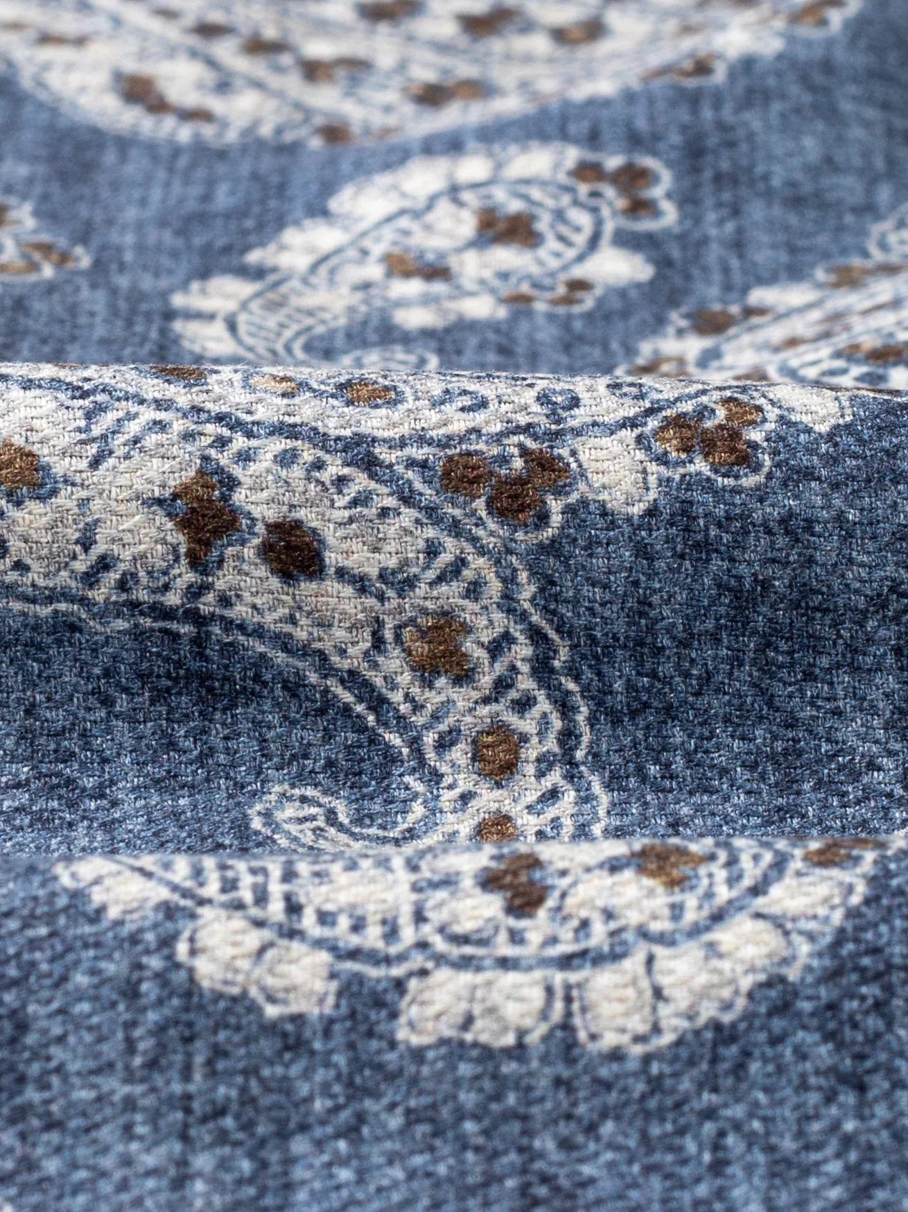 Blue & Brown Paisley Reversible Italian Pocket Square - Image 6
