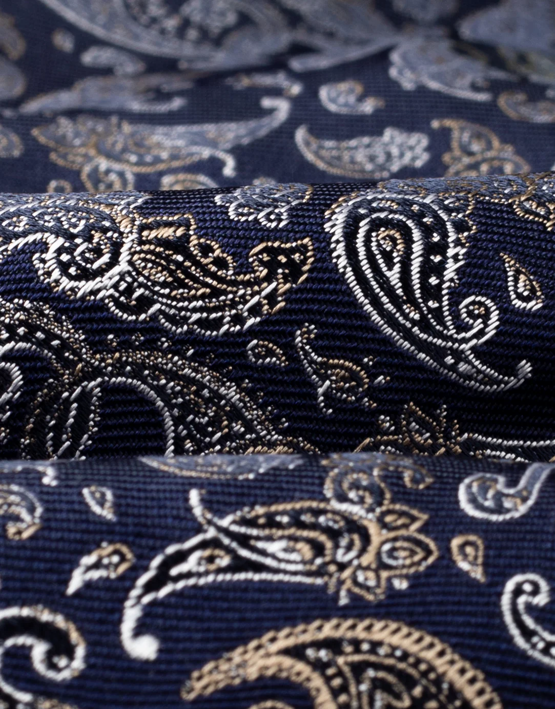 Navy & Gold Paisley Italian Silk Tie - Image 2