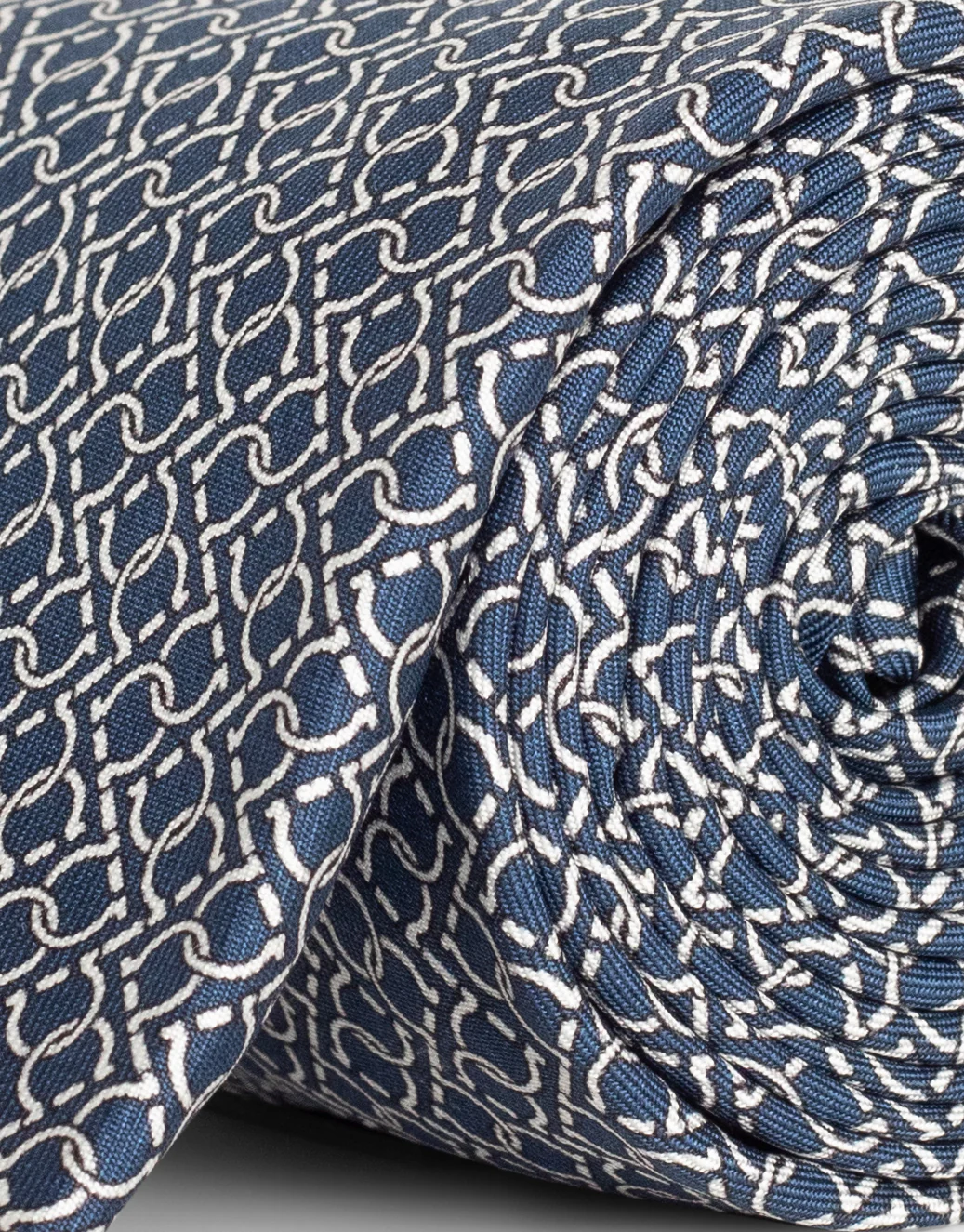 Navy & White Chain Italian Silk Tie - Image 3