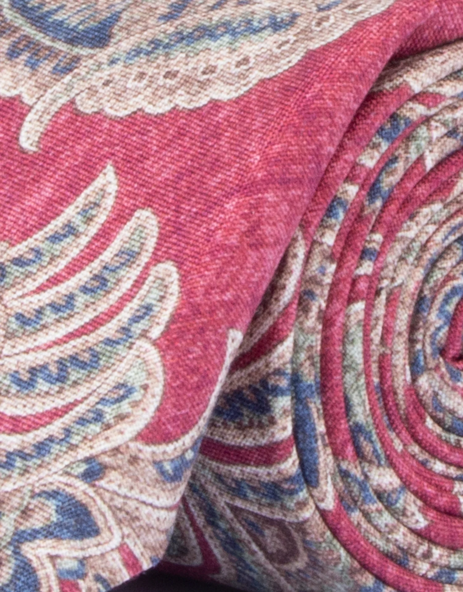 Red Paisley Silk Tie - Image 2